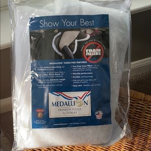 TOKLAT Medallion Saddle Pad